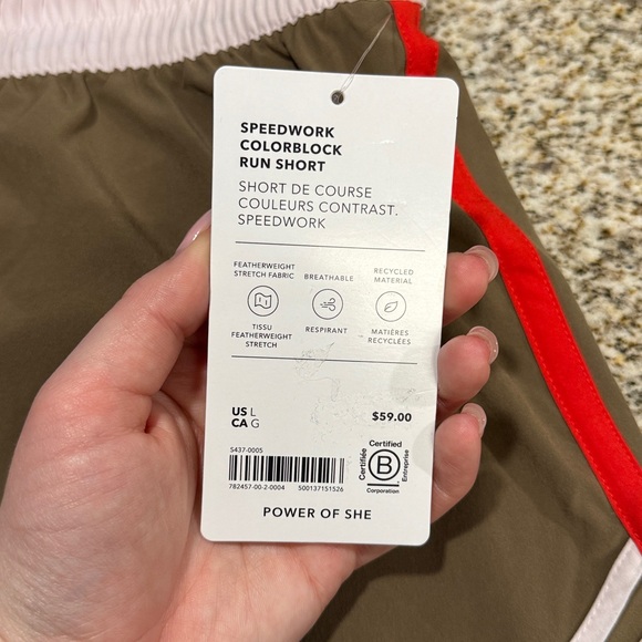 Speedwork Mid Rise Colorblock 2" Run Short - Picture 5 of 8